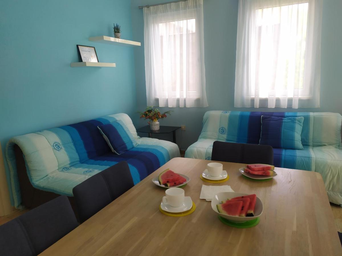Apartamento Aurora House Duplex Njivice Exterior foto