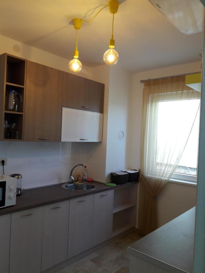 Apartamento Aurora House Duplex Njivice Exterior foto